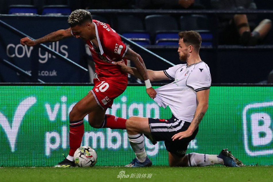 极大地推动 极大地推动